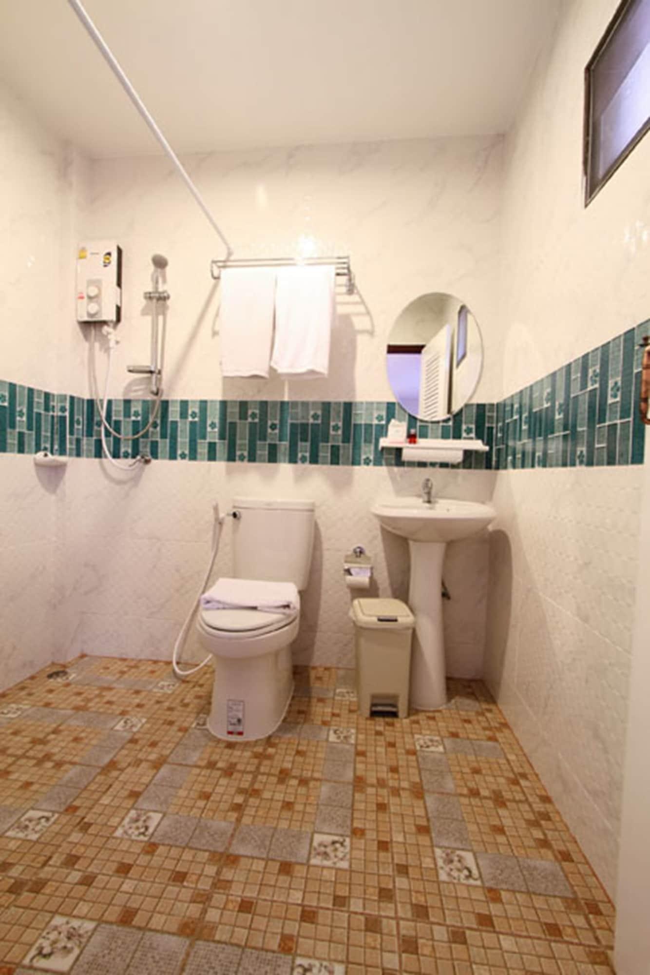 Phuket Airport Inn Banbohan Kültér fotó