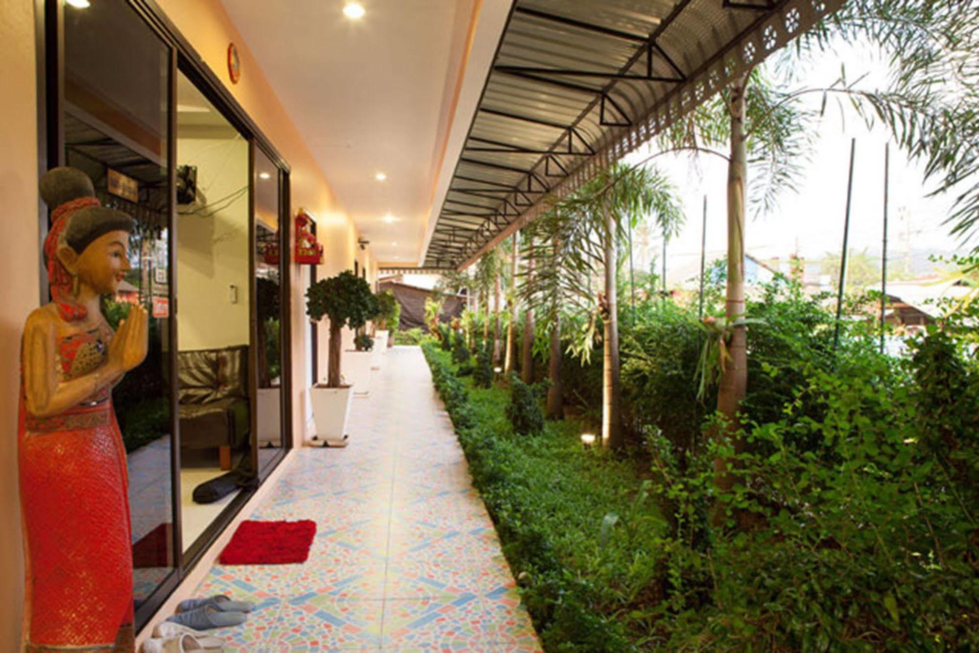 Phuket Airport Inn Banbohan Kültér fotó